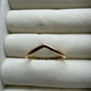 14K Gold Wishbone Size 7 Ring